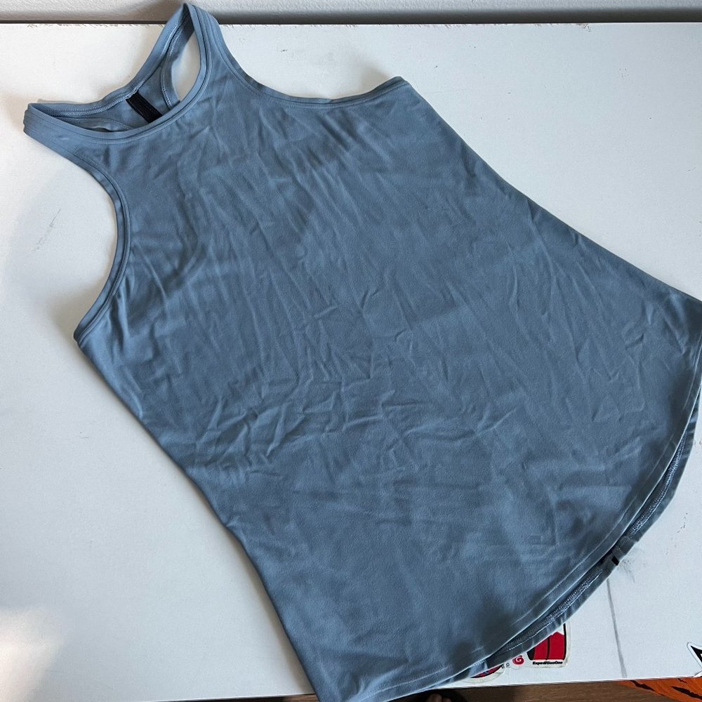 6 - VINTAGE lululemon high-neck full-length tank